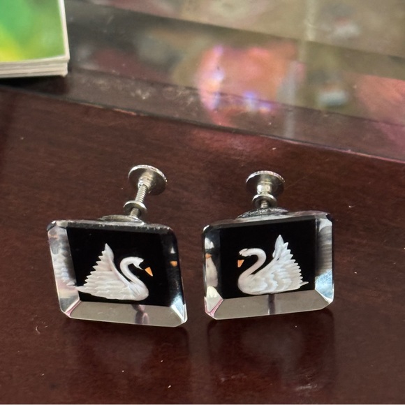 Vintage Black and White Swan Lucite Earrings - Picture 10 of 14